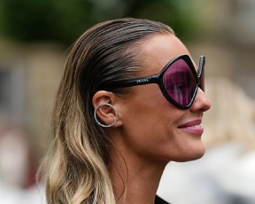 משקפי השמש המטורללים האלה בכל מקום עכשיו. איזה כיף