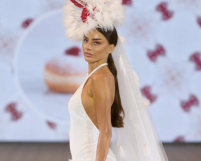 חשבתם שהסופגניה על הראש של דיאן שוורץ היא השיא? לא ראיתם כלום