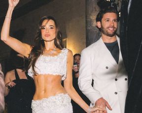 עם שרירי בטן מרהיבים: המשפיענית היהודיה הכי חזקה בעולם חגגה