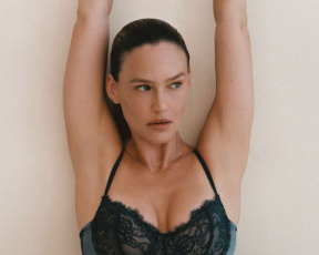 שקוף שגם בסתיו: אלה הבגדים שלא יוצאים לנו מהראש לאחרונה