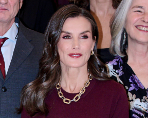 בקניון הקרוב: היינו בשוק כשגילינו מאיפה התכשיטים של המלכה לטיסיה