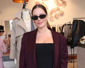 איפה קנית: דנה פרידר נראית מדהים בשמלה שעושה כבוד לבייבי-באמפ