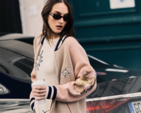 ה-פריט של רחובות פריז: כל האיטגירלס נדלקו קשות על האקססורי הזה