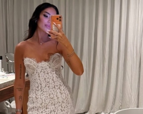 אלא מה: חן טל חגגה 10 שנות נישואים – בשמלת כלה מטורפת כמובן