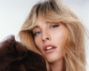 יפה שזה כואב: תרצה כהן עוצרת נשימה בהפקת אופנה היסטרית