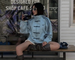 בקרוב אצלנו? כולם מנסים להשיג את הז'קט הוויראלי של אדידס. והוא אכן מושלם