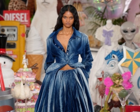 בלי בושה: החצאית המושלמת קיימת, וראינו אותה על המסלול