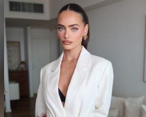 האביב בדרך: יעל שלביה בלוק שבא לנו לקראת החג