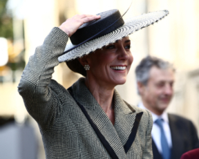 דרמה קווין: קייט מידלטון נראית טוב מתמיד במעיל מחמיא עם מסר נסתר