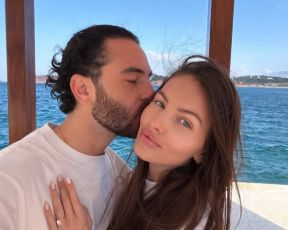 הילדה הכי יפה בעולם מתחתנת והטבעת מטורפת