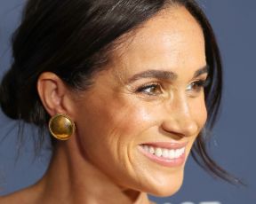 כשיחזרו החיים: נשמח לגנוב ממייגן מרקל את השמלה הזו לאירועים