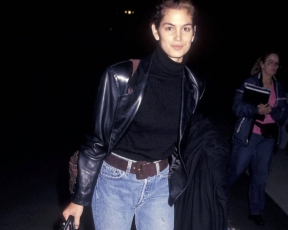 ברור שכולן חוזרות עכשיו לג'ינס האולטימטיבי של הניינטיז