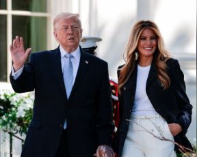 בזמן הנאום הנחרץ של טראמפ: התאהבנו בנעליים של מלניה