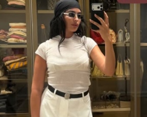 מה לובשים לכותל? חולצת טי שקפקפה וכיסוי ראש, אם תשאלו את ספיר אביסרור