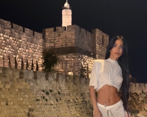 על רקע הכותל: דני לוי במסר ברור לכל מי שריכל עליה